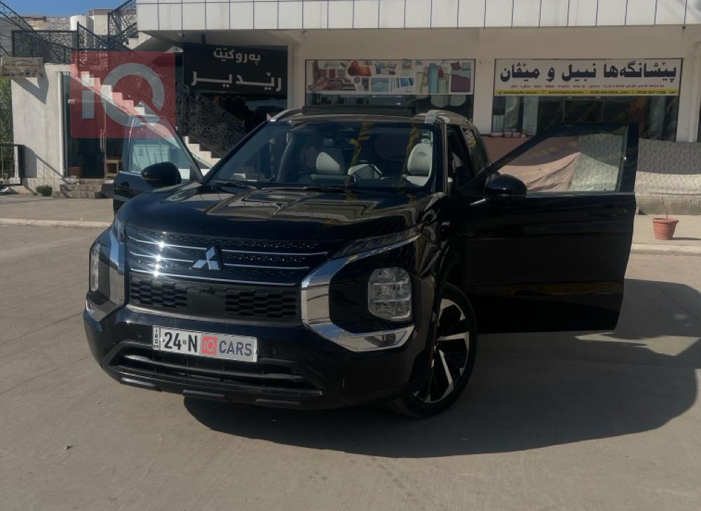 میتسوبیشی ئاوتلاندەر